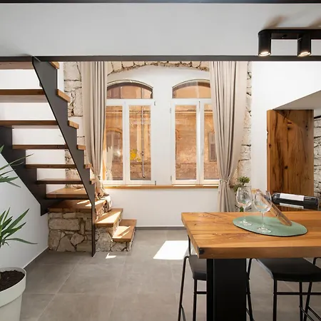 Daire K-apartments *