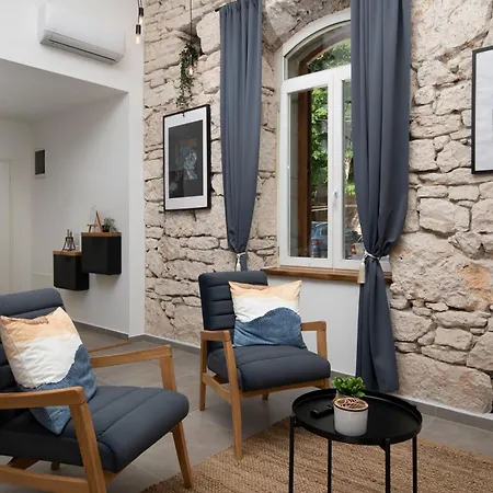 K-apartments
